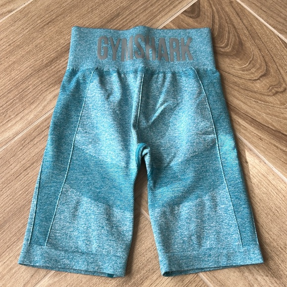 GYMSHARK. Flex 7” shorts - Picture 3 of 6